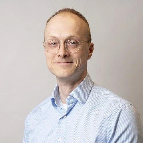 Eric van der Helm, VP Business Development at SNIPR, talks to CRISPR Medicine News about the latest...